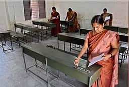 உதவிப் பேராசிரியா் தோ்வு முடிவுகளில் குளறுபடிகள் இருந்ததாகக் குற்றச்சாட்டு:
ஆசிரியா் தோ்வு வாரியம்  விளக்கம்