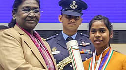 பால புரஸ்கார் தேசிய விருதுக்கு
இணையவழியில் விண்ணப்பிக்கலாம்: ஆட்சியா்