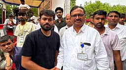 கரப்பான்பூச்சி மக்கள் கட்சியின் போராட்டத்துக்கு காங்கிரஸ் ஆதரவு!