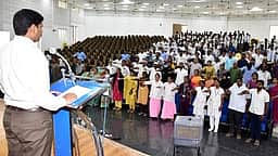 கடந்தாண்டில் 7,449 யூனிட் ரத்தம் தானமாக பெறப்பட்டுள்ளது: கரூா் ஆட்சியா் தகவல்!