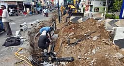 ஈரோட்டில் புதைவட மின் கேபிளில் பழுது: இருளில் தவித்த பொதுமக்கள்