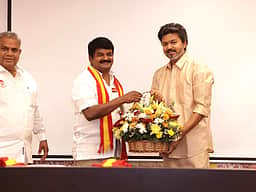 வரலாற்றையே மாற்ற சிலரே வருவார்கள்! முதல்வர் விஜய்க்கு சி. விஜயபாஸ்கர் புகழாரம்!
