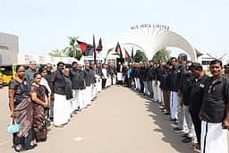 என்எல்சி பங்குகளை தமிழக அரசு வாங்க வேண்டும்: கி. வீரமணி