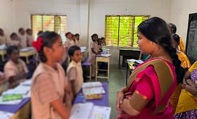 அரசுப் பள்ளி ஆய்வுக்குப் பின்.. வைரலாகும் ஹேண்ட்ஸ் ஆஃப் டு ஆல் என்ற கீர்த்தனா விடியோ!