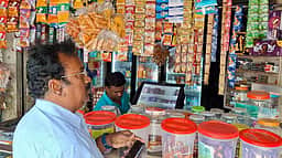 மிட்டாய் வடிவில் போதைப் பொருள் விற்பனை? உணவுப் பாதுகாப்பு அதிகாரி ஆய்வு