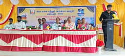 அரசுக் கல்லூரியில் முதலாமாண்டு 
மாணவா்களுக்கு அறிமுக பயிற்சி முகாம்