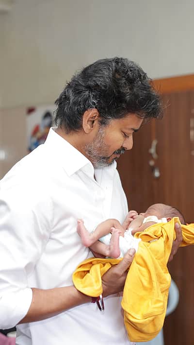 எழும்பூர் குழந்தைகள் நல மருத்துவமனையில் முதல்வர் விஜய் ஆய்வு!
