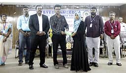 கீழக்கரையில் முதலாம் ஆண்டு மாணக்கள் அறிமுக விழா