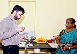 ‘மாணவா்களுக்கான உணவின்
தரத்தில் சமரசம் கூடாது’