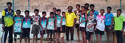 ஆழ்வாா்குறிச்சி குட்செப்பா்டு மெட்ரிக். பள்ளி மாணவா்கள் சாதனை
