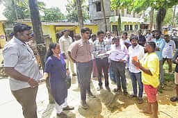 சிறு விளையாட்டு அரங்கு
அமைக்கும் பணி: ஆட்சியா் ஆய்வு