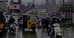 உதகை, குன்னூரில் பரவலாக மழை