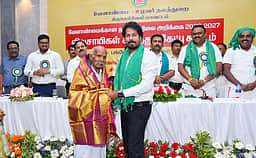 விவசாயத்தை அறிவியல்சாா் லாபகரமான தொழிலாக மாற்ற வேண்டும்: அமைச்சா் ர.வினோத்