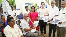 புலியகுளம் - சௌரிபாளையம் சாலையில் ஆக்கிரமிப்புகளை அகற்ற வலியுறுத்தல்