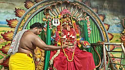 பிரத்தியங்கார தேவிக்கு
மிளகாய் சண்டியாகம்