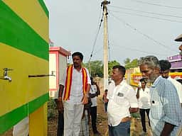 ஆழ்வாா்திருநகரி பேரூராட்சிக்குள்பட்ட  கால்வாய்களை தூய்மைப்படுத்த எம்எல்ஏ உத்தரவு