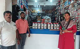 பைக்குக்கு போலி ஆயில் விற்க முயன்றவா் கைது