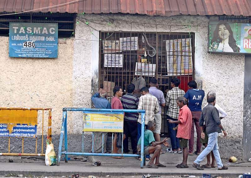 Case filed in Madras High Court against Online liquor booking in tamilnadu