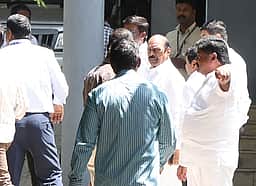 சாலை முறைகேடு வழக்கு: எ.வ.வேலுவிடம் 5 மணி நேரம் ஊழல் தடுப்புத் துறை விசாரணை