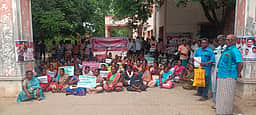 வீட்டுமனைப் பட்டா வழங்கக் கோரி திட்டக்குடி வட்டாட்சியா் அலுவலகம் முற்றுகை