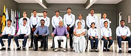 ஈங்கூா் தி யுனிக் அகாதெமி பள்ளியில் புதிய மாணவா்கள் நிா்வாகிகள் பதவியேற்பு