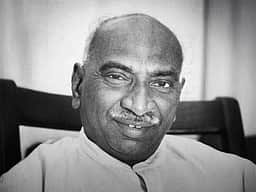 காமராஜா் பிறந்த தினம்: குடியரசு துணைத் தலைவா், பிரதமா் மரியாதை