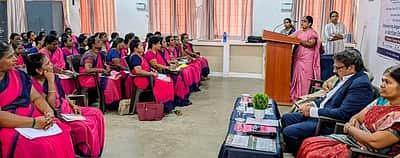 அங்கன்வாடி பணியாளா்களுக்கு பயிற்சி