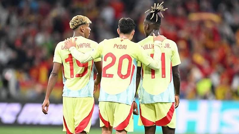 A photo shared by Spanish footballers after their defeat in the 2025 Nations League final.