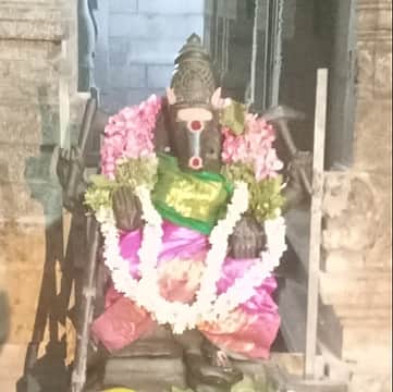 கொம்மடிக்கோட்டை கோயிலில் 
ஆஷாட நவராத்திரி விழா தொடக்கம்