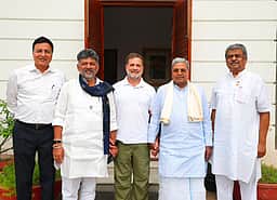 இழுபறியில் கர்நாடக அமைச்சரவை விரிவாக்கம்! தில்லி சென்றார் முதல்வர் சிவகுமார்!