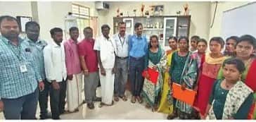 தினமணி செய்தி எதிரொலி:
உயா்கல்வியில் சோ்ந்த மலைக்கிராம மாணவா்கள்