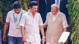 மத்திய அமைச்சரவை மாற்றத்தில் தாமதம்! திமுகவுக்காகக் காத்திருக்கிறதா பாஜக?