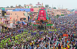 குந்திச்சா கோயிலை நோக்கி திரண்ட லட்சக்கணக்கான பக்தர்கள்!