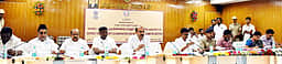 மாவட்ட வளா்ச்சி ஒருங்கிணைப்பு, கண்காணிப்பு குழுக் கூட்டம்