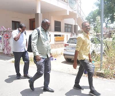 பழனி கோயில் நில முறைகேடு! இதுவரை எங்கெங்கே சோதனை? யார்யாரிடம் விசாரணை?