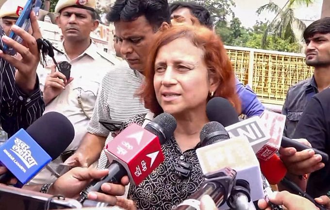 என் அனுமதியின்றி எந்த சிகிச்சையும் தொடங்கக்கூடாது! சோனம் வாங்சுக் மனைவி