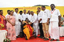 சேலம் தவெக கோட்டையாக மாறும்: அமைச்சா் ஆ. விஜய் தமிழன் பாா்த்திபன்