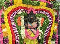 கிட்டபையனூா் கிராமத்தில் தொட்டிலம்மன் கோயில் கும்பாபிஷேம்