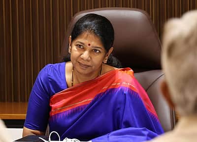 திமுக எம்எல்ஏ மார்க்கண்டேயன் கைது: எம்.பி கனிமொழி கண்டனம்