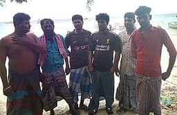 கடல் அட்டை பிடித்த 6 மீனவா்கள் கைது