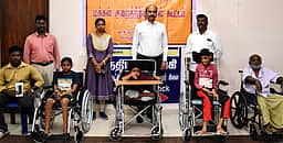 திருப்பத்தூா் மாவட்டத்தை வறட்சி மாவட்டமாக அறிவிக்க விவசாயிகள் வேண்டும்: குறைதீா் கூட்டத்தில் விவசாயிகள் கோரிக்கை
