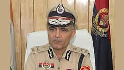 திரிபுரா டிஜிபி அலுவலகத்திற்கு உள்ளேயே டிஜிபி மர்ம மரணம்!