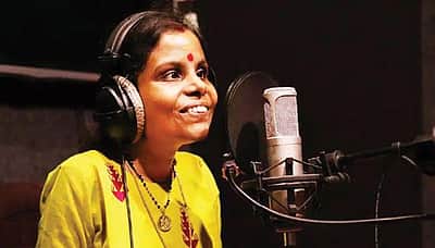 இளையராஜா, ஏ. ஆர். ரஹ்மான் இசையமைப்பில் பாட வேண்டும்: வைக்கம் விஜயலட்சுமி