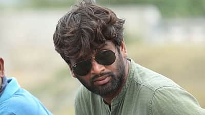 செய்திகளை உருவாக்கி பரப்புகிறார்கள்: இயக்குநர் எச். வினோத்