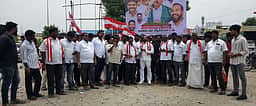 மேக்கேதாட்டு அணை பிரச்னை: இந்திய ஜனநாயகக் கட்சியினா் ஆா்ப்பாட்டம்