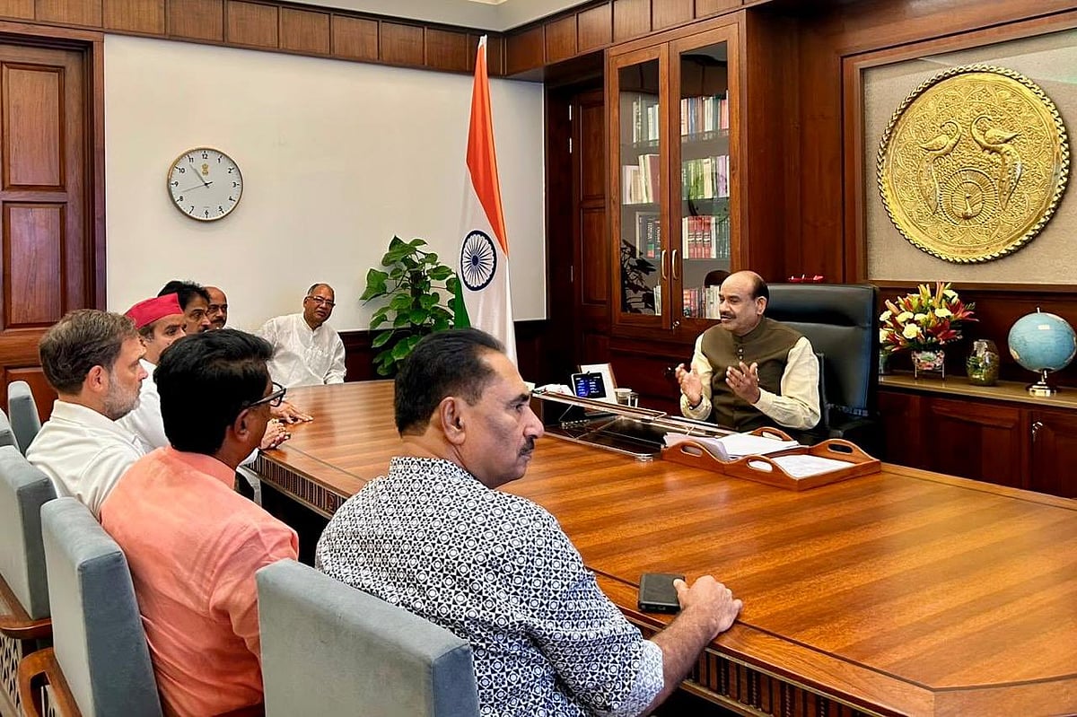 இளைஞர்கள் எதிர்காலம் பற்றி விவாதிக்காத நாடாளுமன்றம் எதற்கு? ஓம் பிர்லாவுடன் ராகுல் சந்திப்பு!