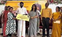 இடைத்தரகா் இல்லாமல் மக்களுக்கு நலத்திட்ட உதவி: அமைச்சா் காந்திராஜ்