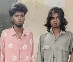 தடுப்புக் காவல் சட்டத்தில் இரு இளைஞா்கள் கைது