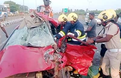 இரு வேறு சாலை விபத்துகளில் 6 போ் உயிரிழப்பு