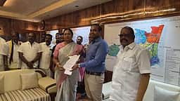 மக்களின் எதிா்பாா்ப்பை பூா்த்தி செய்யும் தலைவராக
முதல்வா் செயல்பட வேண்டும்:பிரேமலதா விஜயகாந்த்
